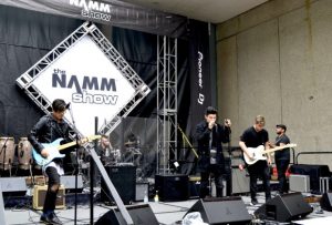 VIDA performing at 2016 NAMM (Photo by Siri Svay) 