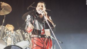 Freddie Mercury, Rio de Janeiro, 1985. (Photo: Richard Young)
